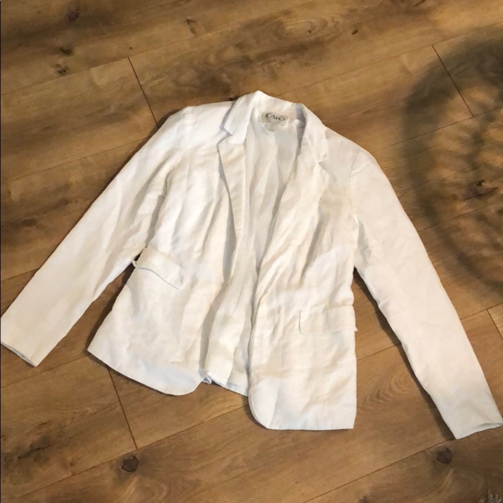 Stylish Full White Linen Suit